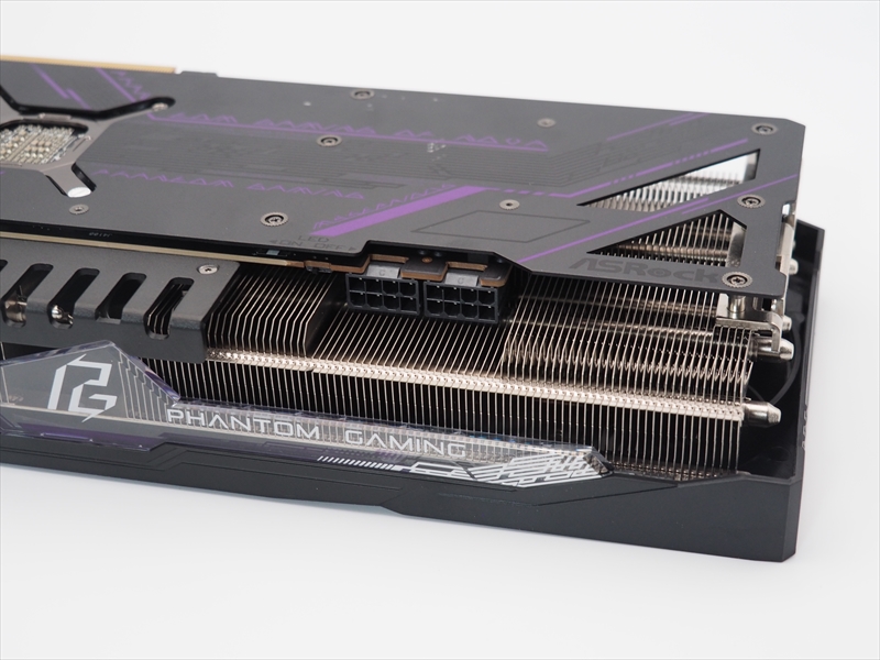 Radeon RX 7700 XT Phantom Gaming 12GB OC